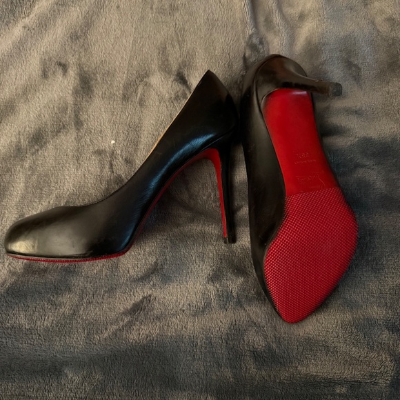 Christian Louboutin Black Leather Platform Pumps sz 38.5 - Picture 11 of 11